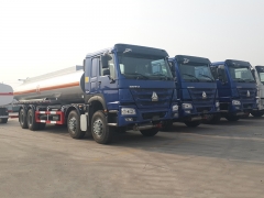 Venda quente SINOTRUK HOWO 8X4 petroleiro pesado caminhão, caminhão-tanque combustível, 25m óleo 3 transporte tanque caminhão